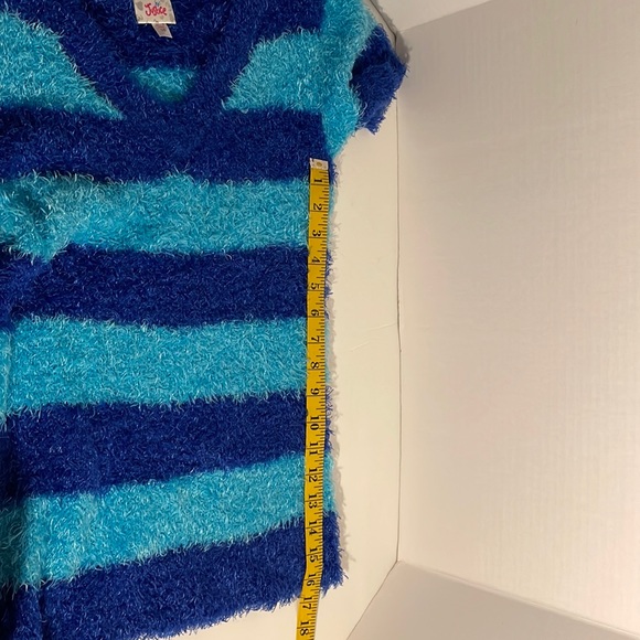 Justice striped super soft short sleeve  blue “V” neck sweater girl’s size 16 - Picture 8 of 10